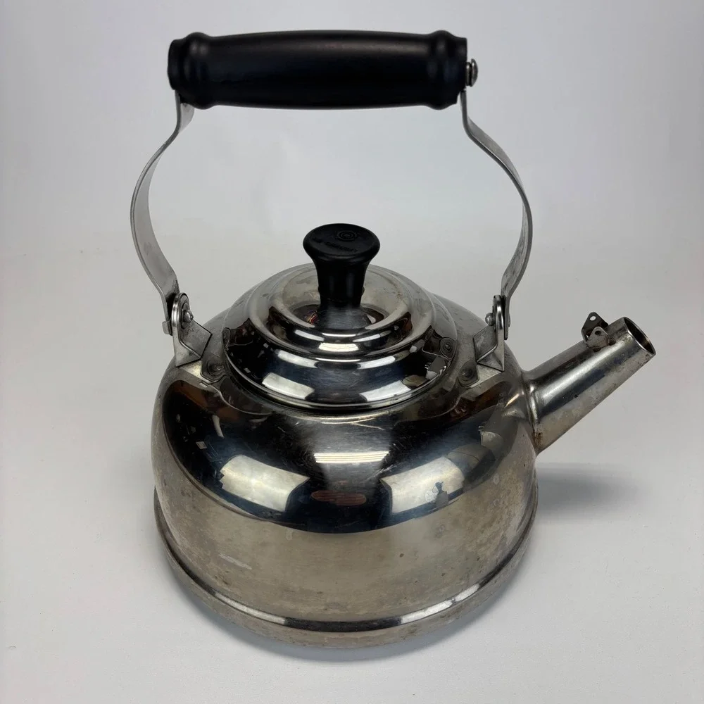 Le Creuset Tea Kettle 1.7qt Silver Stainless Steel Stovetop *NO WHISTLE*